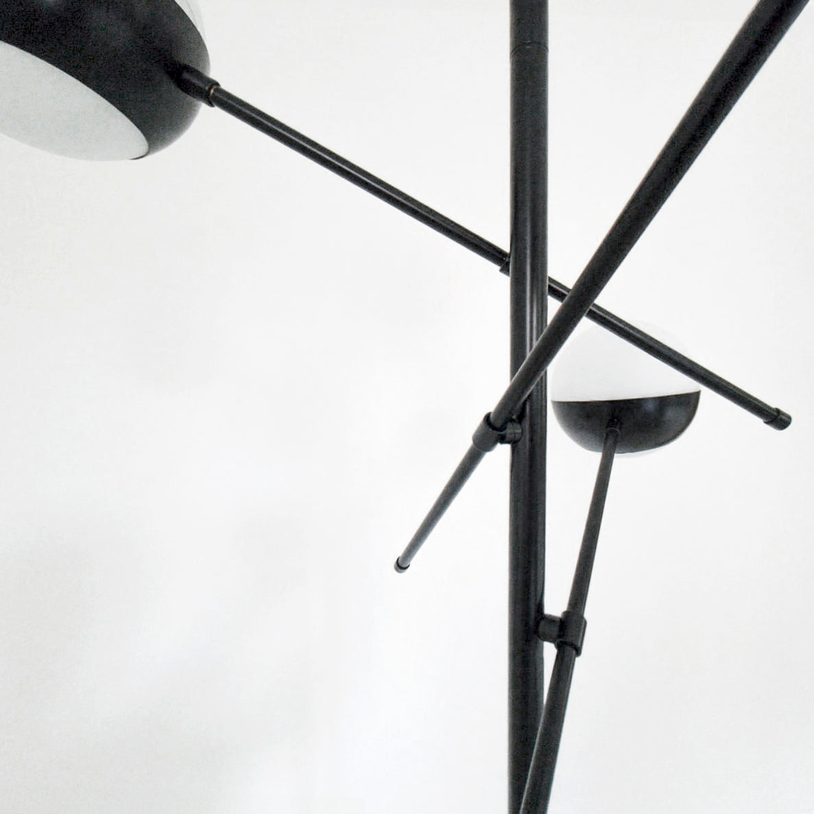 CRYSTAL FLOOR LAMP