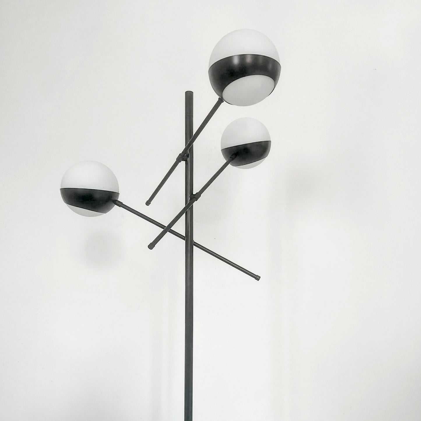CRYSTAL FLOOR LAMP